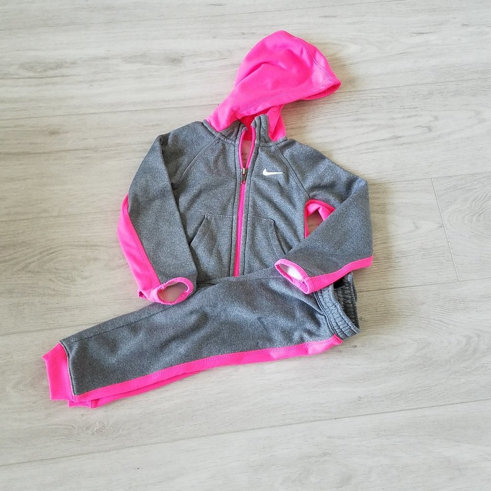 Hot Pink/Gray Nike set